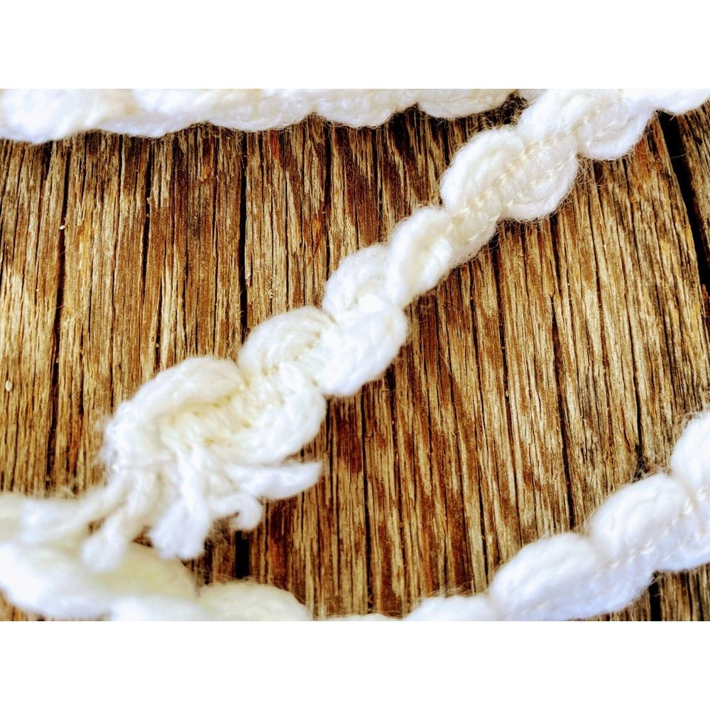 Vintage 11+ yards White Orlon Trim - Picture 2 of 5
